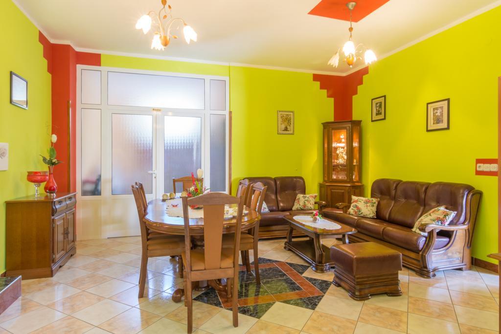 Apartment Danica Maslenica Exterior foto